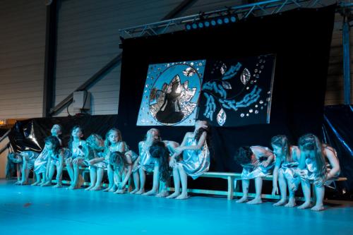 11_Léger_comme_une_plume_Danse_initiation_02