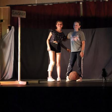 Spectacle juillet 2021-045-Les groupes enfants: scénettes