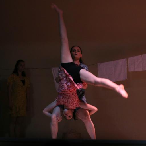 PLENITUDE 2019 - 17 Etendre le linge 02