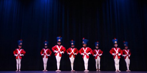 52-Plenitude Danse Les-petits-soldats-de-plomb Classique-debuts-techniques