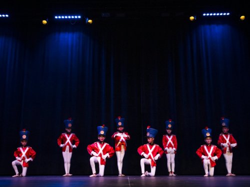 53-Plenitude Danse Les-petits-soldats-de-plomb Classique-debuts-techniques