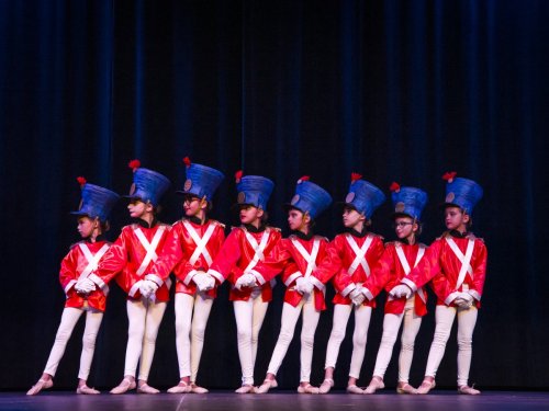 54-Plenitude Danse Les-petits-soldats-de-plomb Classique-debuts-techniques